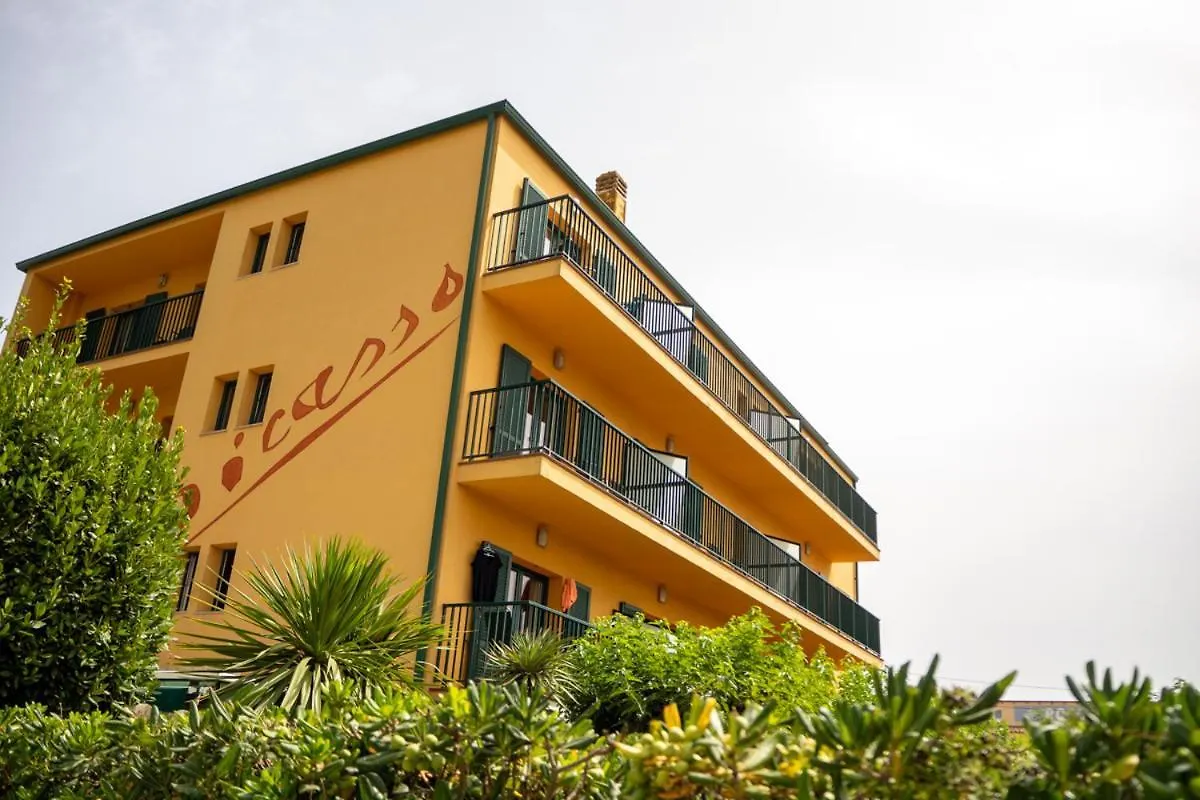 Hotel Picasso Torroella De Montgri 2*,