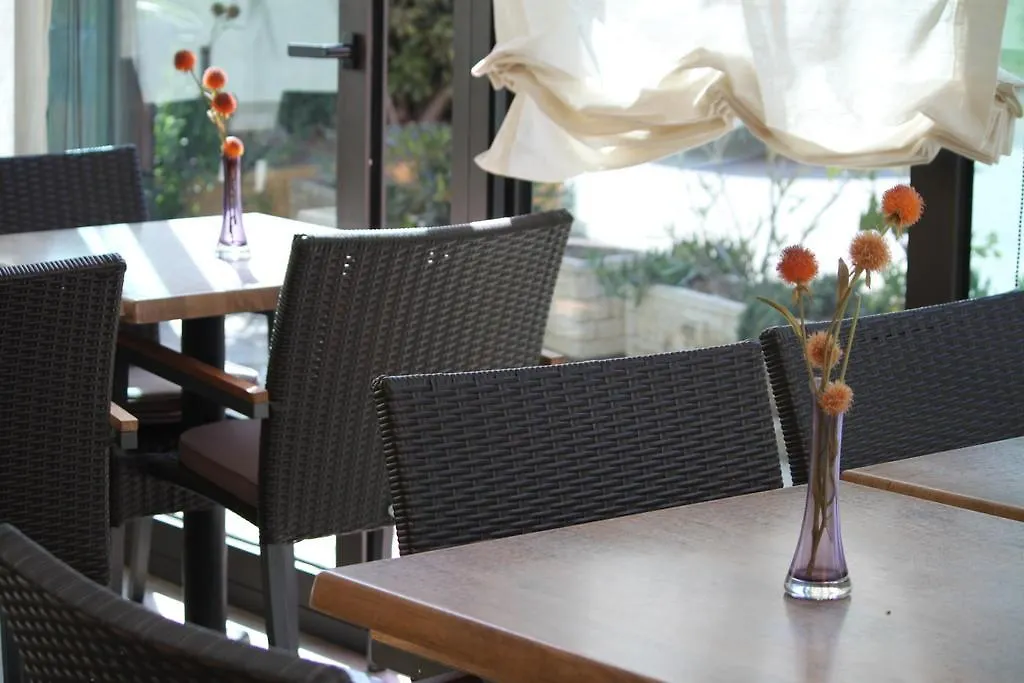 Hotel Picasso Torroella De Montgri 2*,  Spain