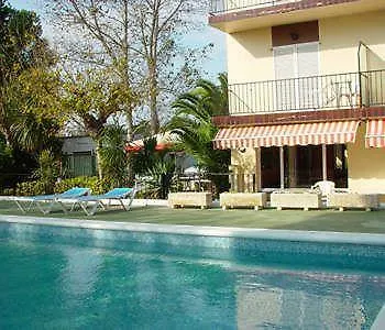 Hotel Picasso Torroella de Montgrí 2*,